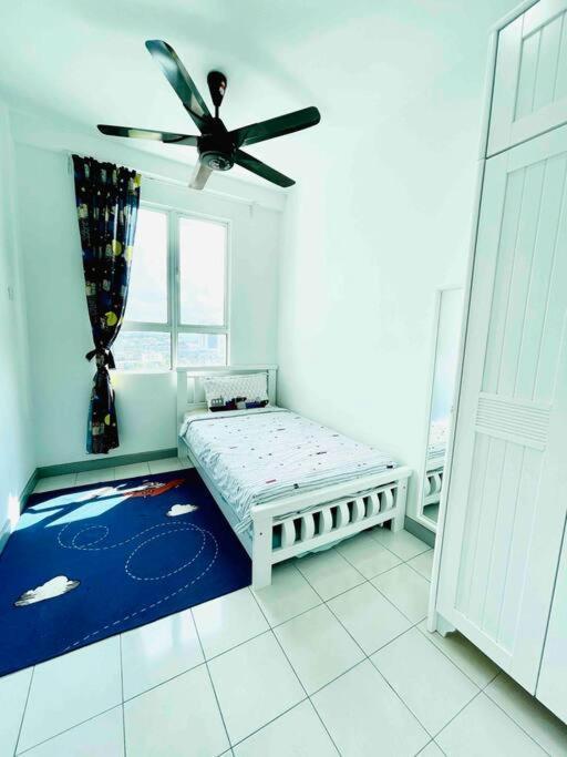 Kt City Homestay With 4 Bedrooms And Pool Kuala Terengganu Exterior photo